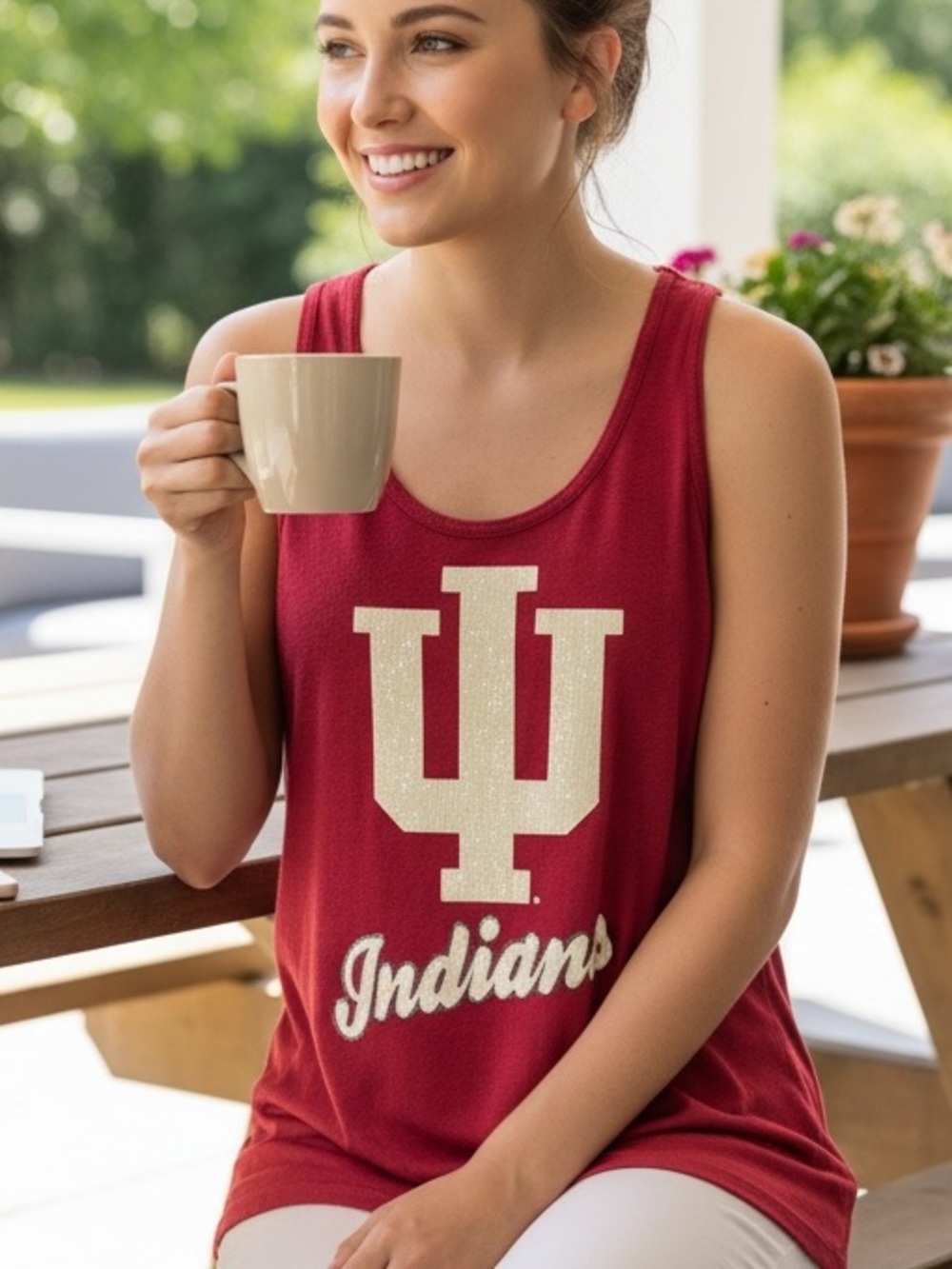 Women’s Indiana University Hoosiers Sleeveless Sequin Tank Top Red/White XL